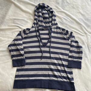 Vintage Y2K New York & Company Sport navy and grey striped hoodie tshirt medium